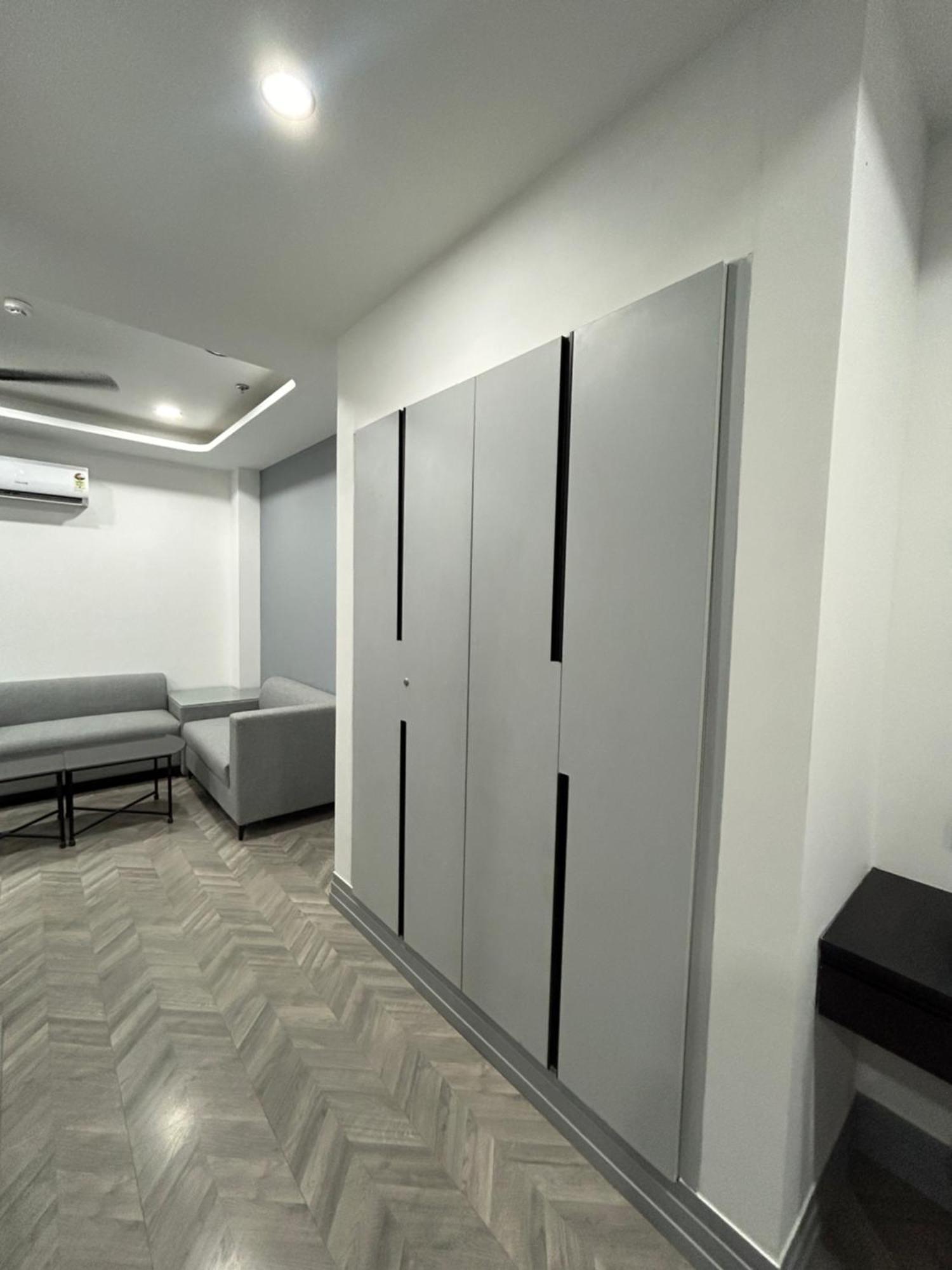 Bedchambers Serviced Apartment, Golf Course, Gurgaon Extérieur photo