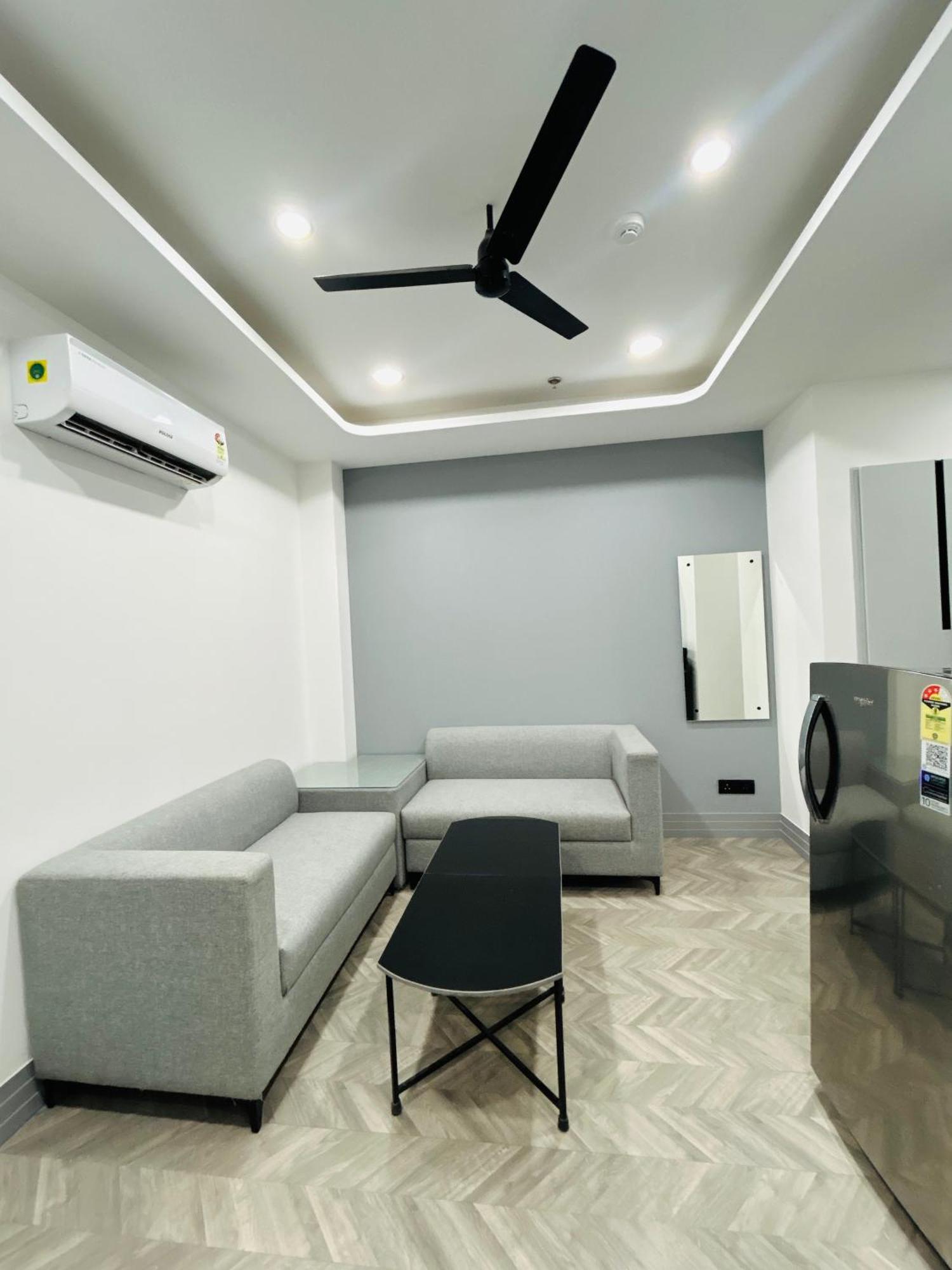 Bedchambers Serviced Apartment, Golf Course, Gurgaon Extérieur photo