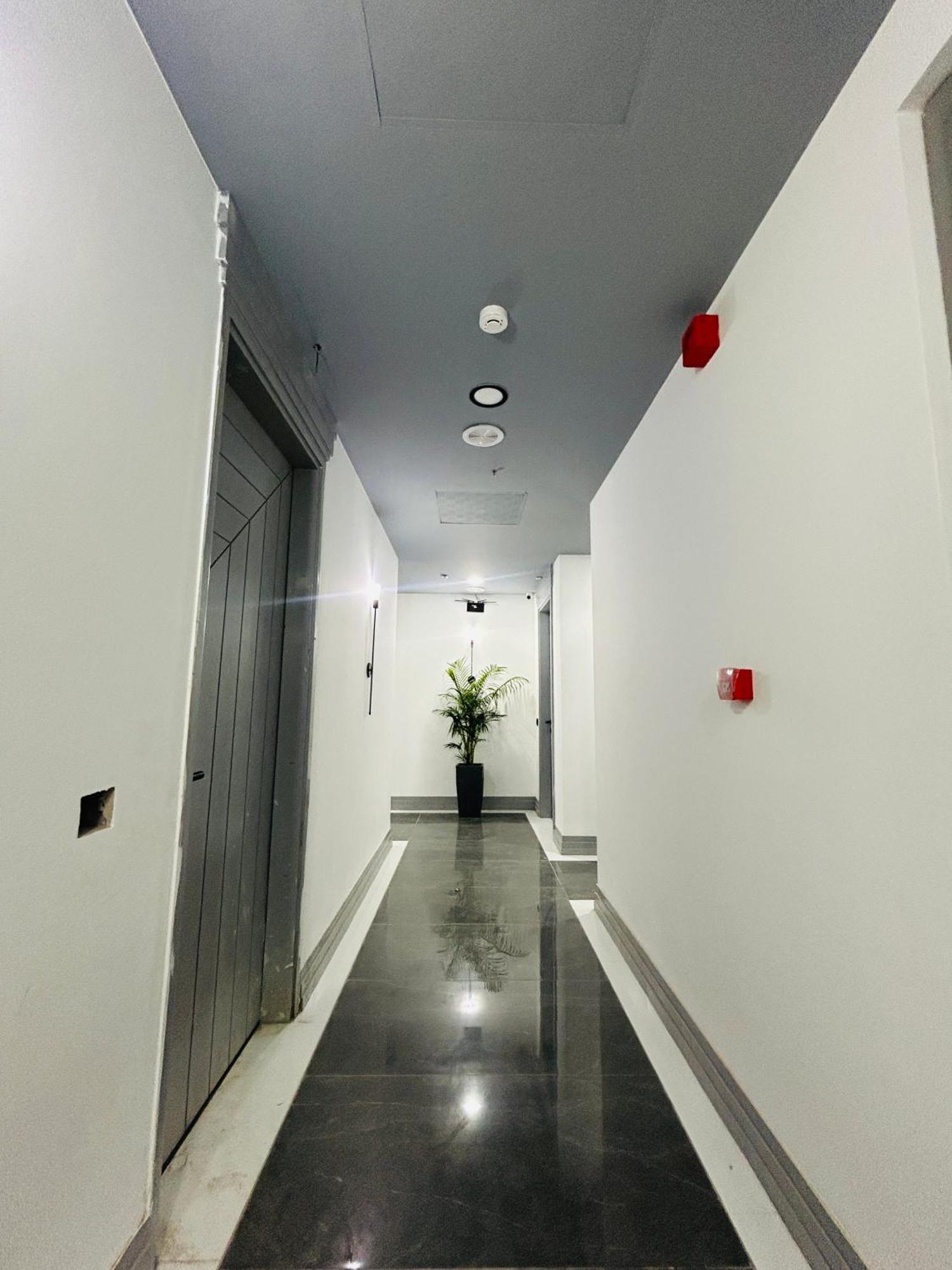 Bedchambers Serviced Apartment, Golf Course, Gurgaon Extérieur photo