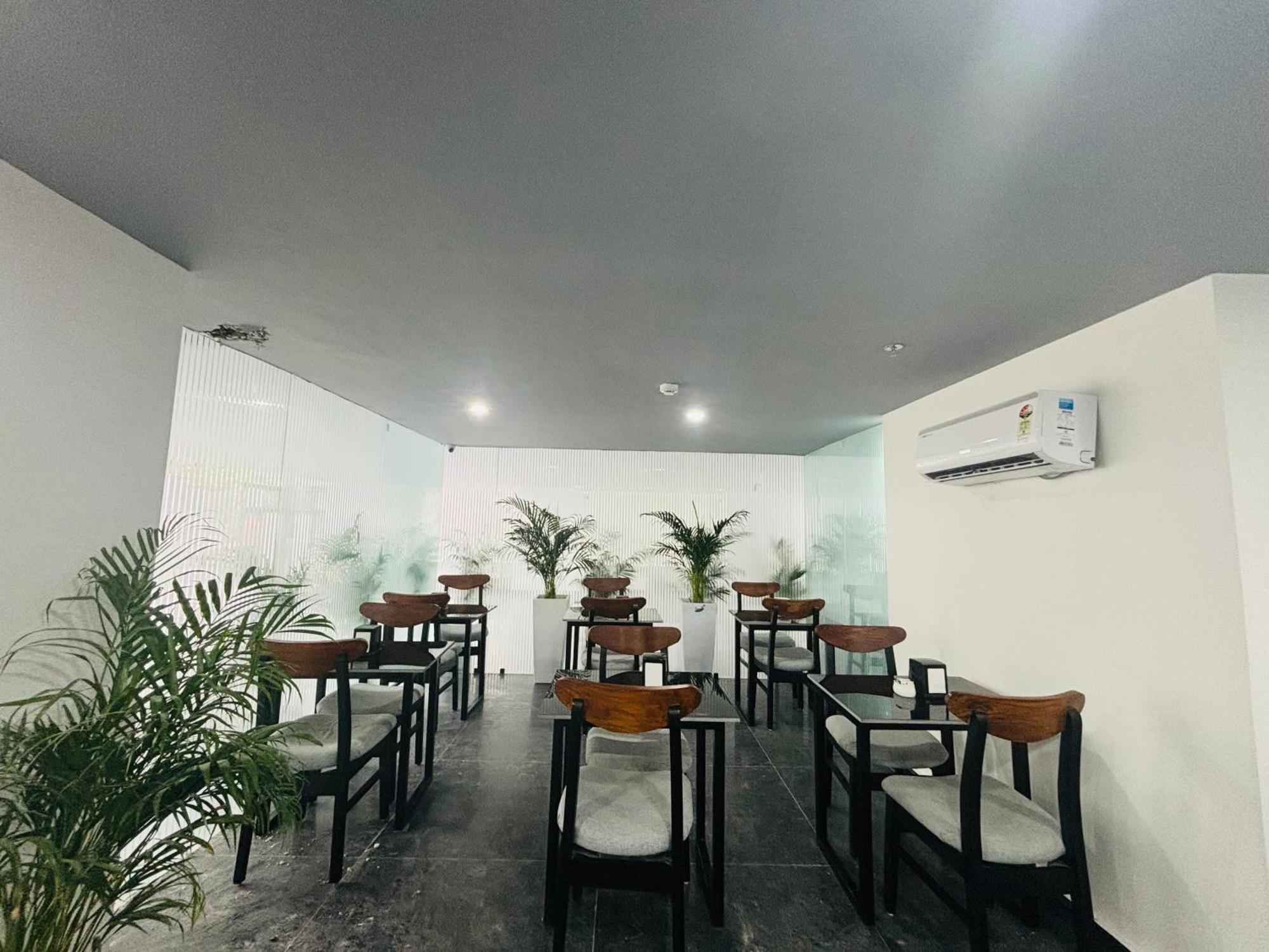 Bedchambers Serviced Apartment, Golf Course, Gurgaon Extérieur photo